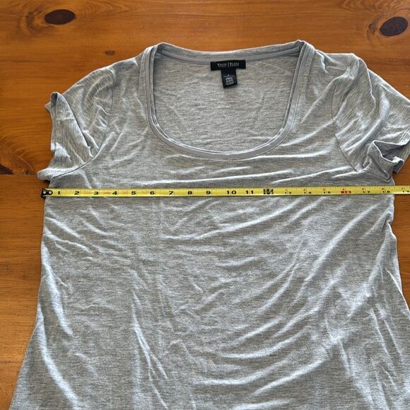 WHBM Manhattan Tees in Black and Grey - Picture 16 of 16